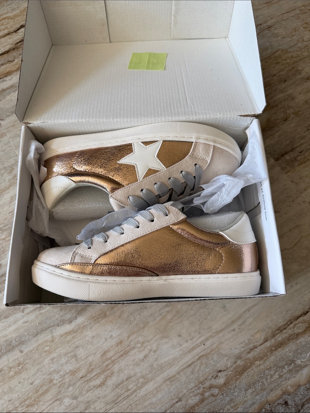 Metallic Rose Gold Star Low-Top Sneakers